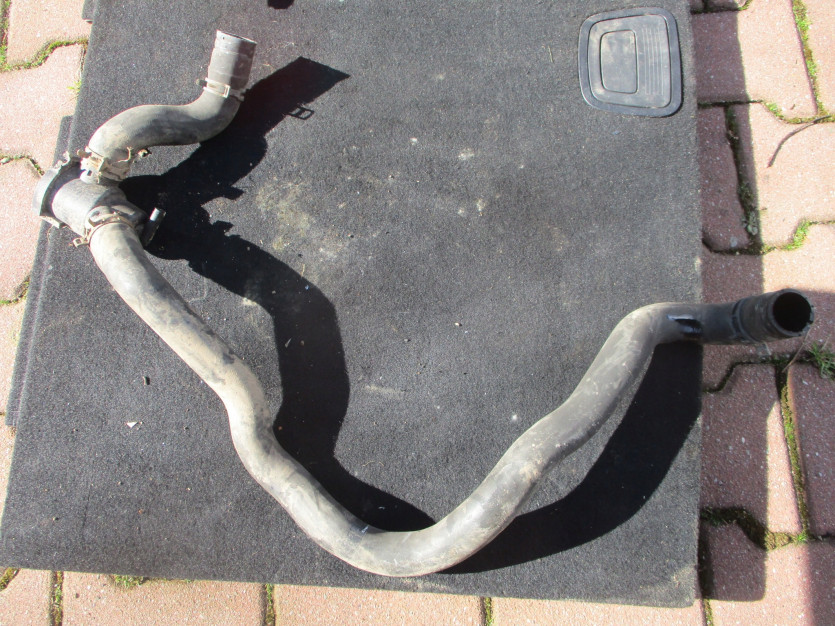 B-KLASA W246 1.8 CDI 109 KM PRZEWÓD WODY