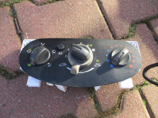 DACIA DUSTER 2011 R. PANEL NAWIEWU KLIMATYZACJI