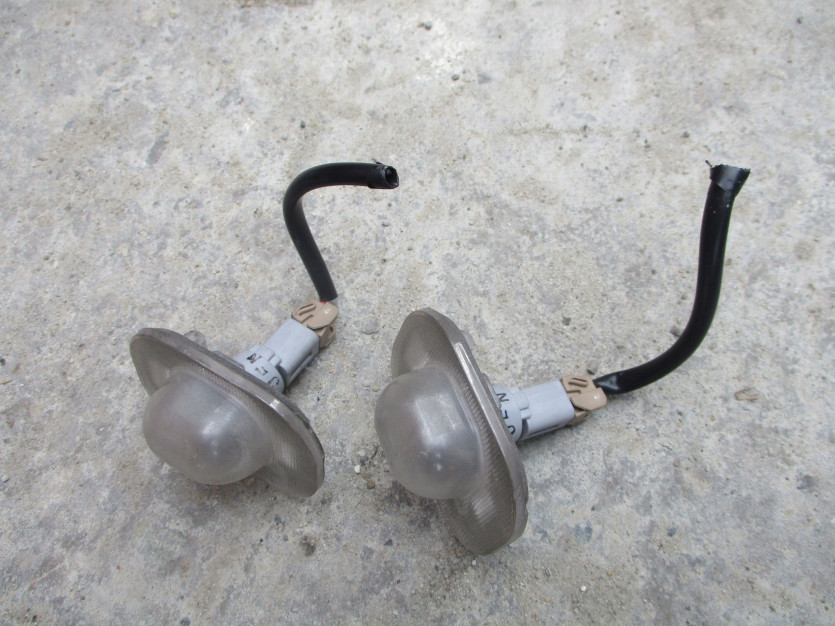 KIA VENGA OŚWIETLENIE LAMPKI TABLICY TYŁ TYŁ