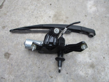 KIA VENGA SILNICZEK WYCIERACZKI TYŁ