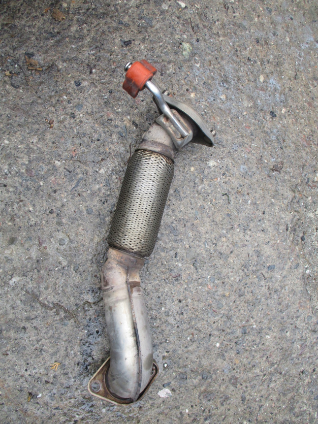 KIA CEED 2.0 CRDI ŁĄCZNIK ELASTYCZNY TŁUMIKA