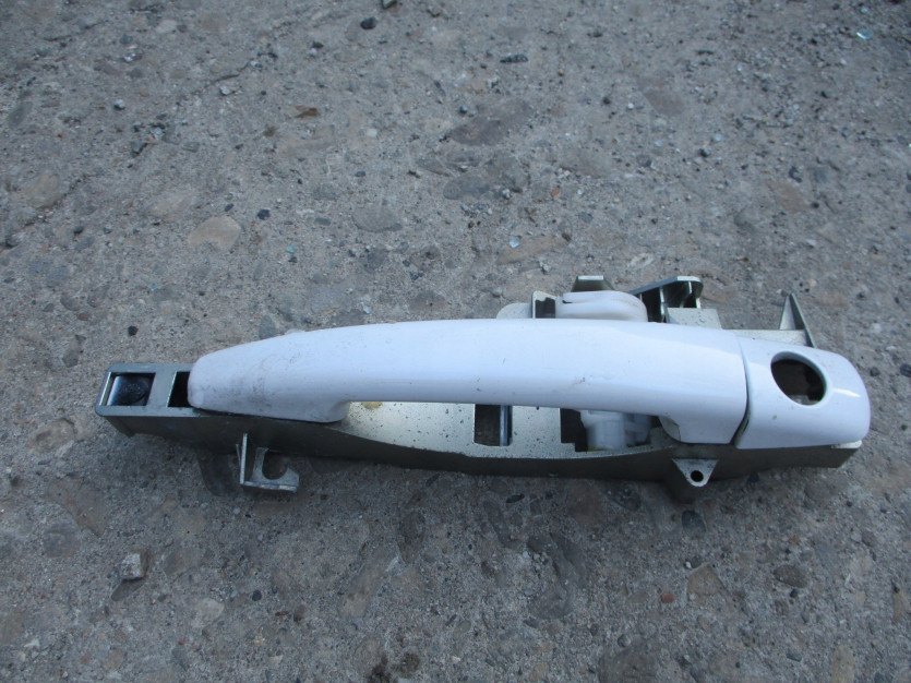 PEUGEOT 407 SW KLAMKA LEWY PRZÓD EWP8