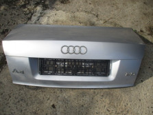 AUDI A4 B6 SEDAN KLAPA TYŁ TYLNA SREBRNA