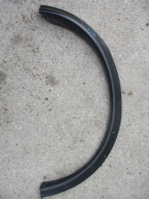 NISSAN JUKE 1.6 DIG-T SIERP PRAWY TYŁ LISTWA