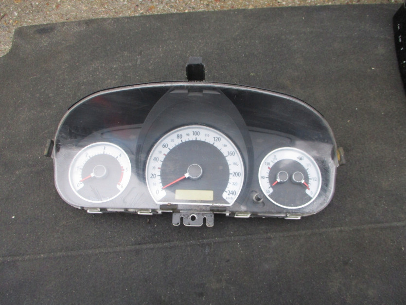 KIA CEED 2.0 CRDI LICZNIK