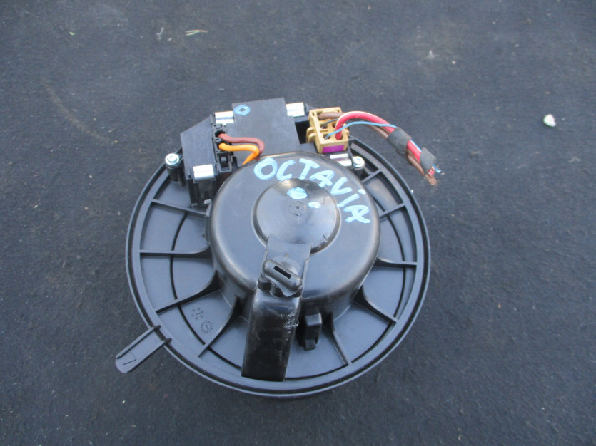 SKODA OCTAVIA II 2 DMUCHAWA REZYSTOR