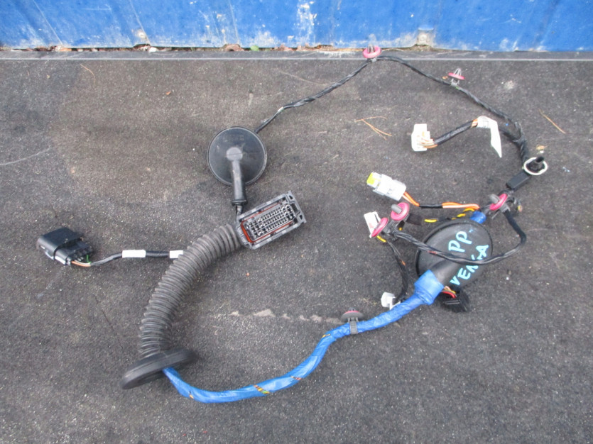 KIA VENGA INSTALACJA DRZWI PRAWY PRZÓD