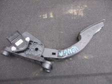 KIA VENGA 1.4 B PEDAŁ GAZU