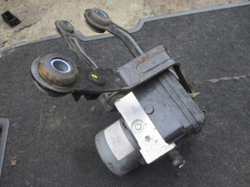 KIA VENGA 1.4 B POMPA ABS 58920-1P170