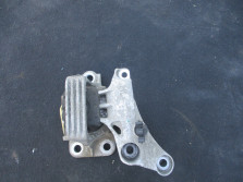 MEGANE III 1.4 TCE PODUSZKA SILNIKA