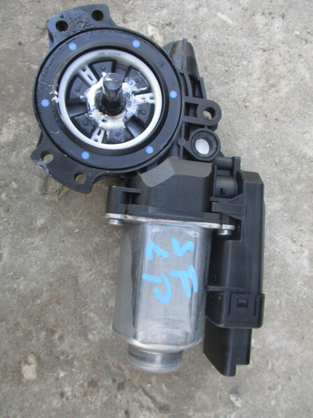 SANTA FE II LIFT SILNICZEK SZYBY LEWY PRZÓD