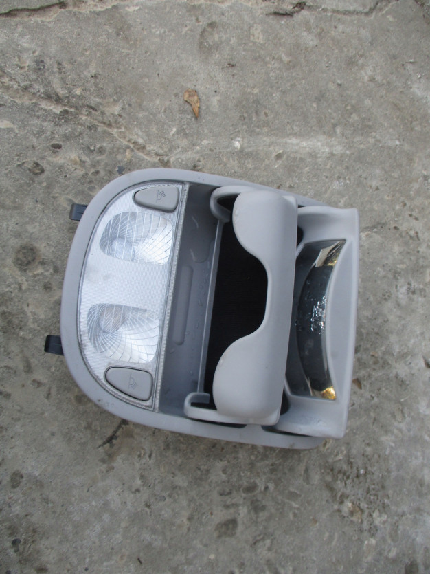 SANTA FE II LIFT 2.0 CRDI LAMPKA KABINY