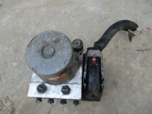 SANTA FE II LIFT 4X4 2.0 CRDI POMPA ABS WTYCZKA