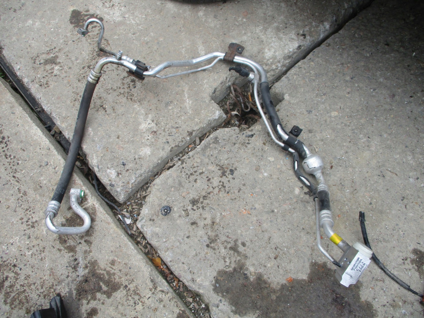 HYUNDAI I30 1.6 CRDI RURKI KLIMATYZACJI PRZEWODY