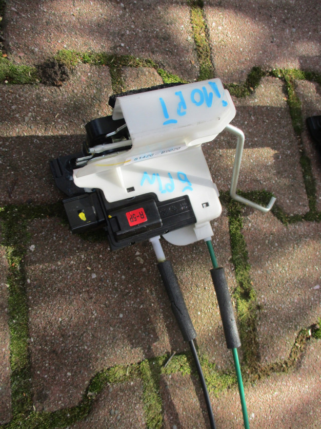 HYUNDAI I10 II 5D 2017 R. ZAMEK PRAWY TYŁ