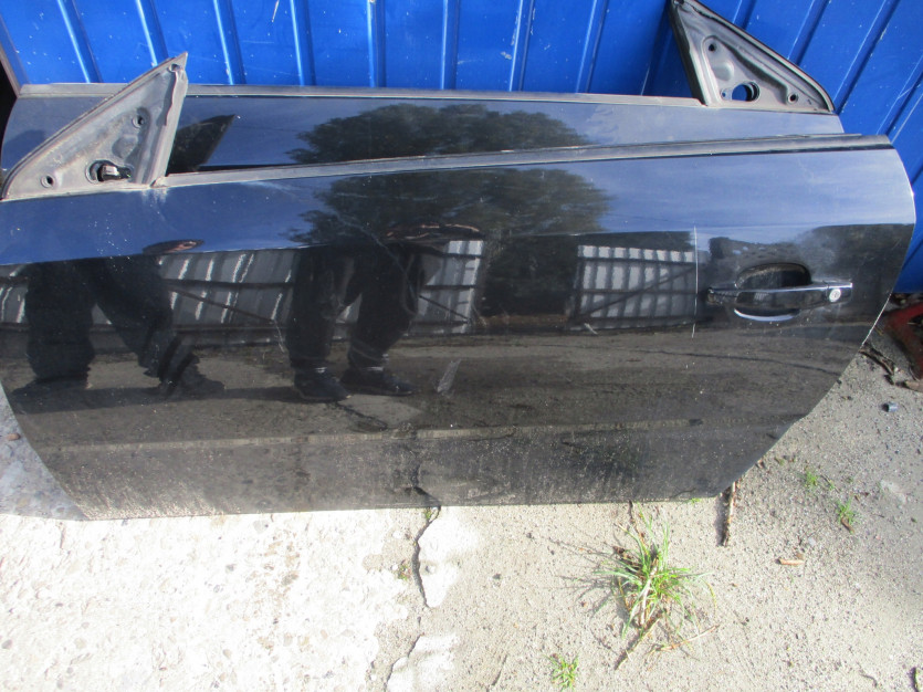 OPEL TIGRA B II 05 R. CZARNE DRZWI LEWY PRZÓD