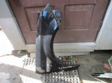 OPEL TIGRA B II 05 R. CZARNE BŁOTNIK PRAWY PRZÓD