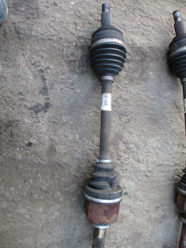 SCENIC III LIFT 2.0 DCI 13.R PÓŁOŚKA LEWA POLOS