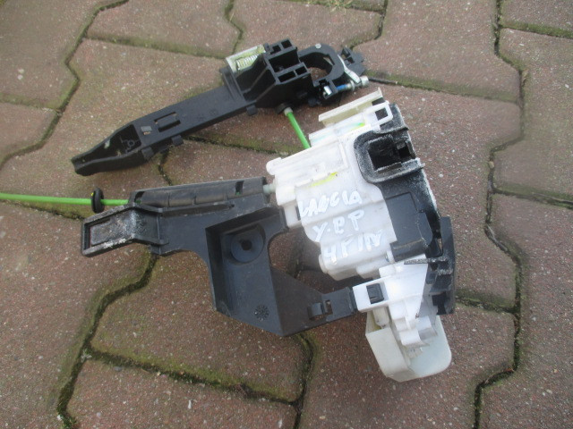 LANCIA YPSILON 07 ZAMEK PRAWY PRZÓD 4PIN