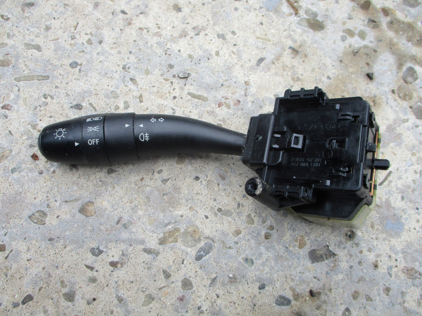 HYUNDAI I30 08.R PRZEŁĄCZNIK ŚWIATEŁ 93410-2L021