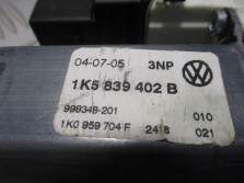vw JETTA SILNICZEK SZYBY PRAWY TYŁ 1K5839402B