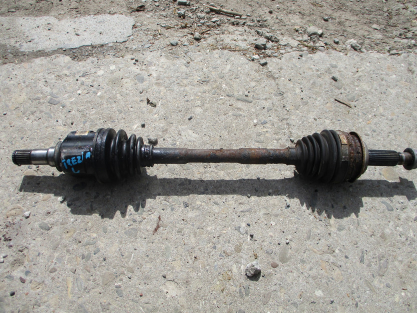 SUBARU TREZIA TOYOTA VERSO S 1.33 PÓŁOS LEWA