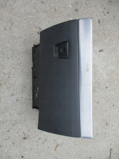 VOLVO XC 90 XC90 SCHOWEK PASAŻERA 3409421