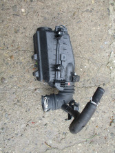 SUBARU TREZIA TOYOTA VERSO S 1.33 OBUDOWA FILTRA