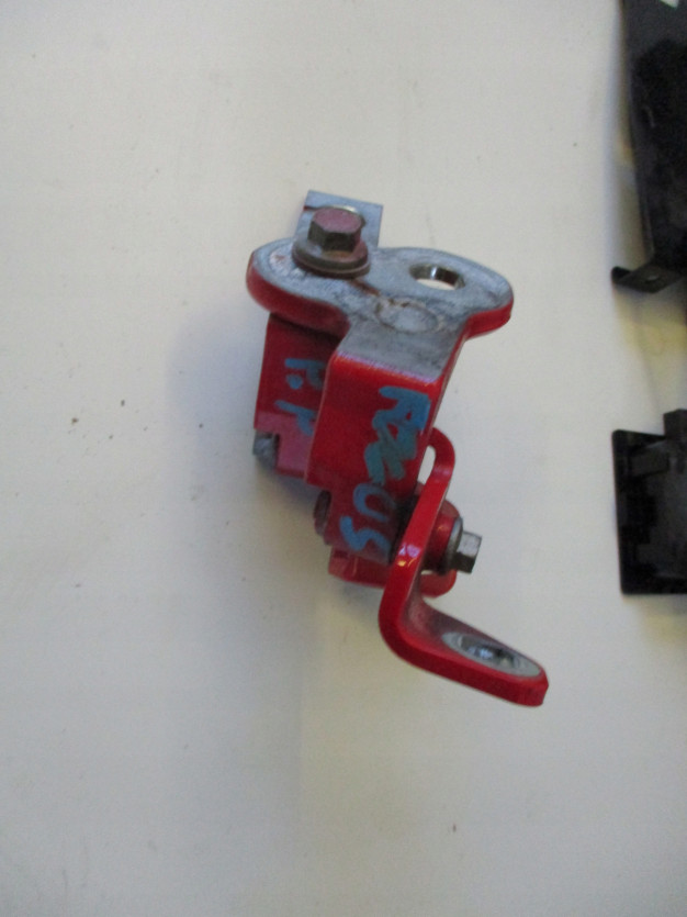 FOCUS MK3 III SEDAN 14R ZAWIASY DRZWI PRAWY PRZÓD