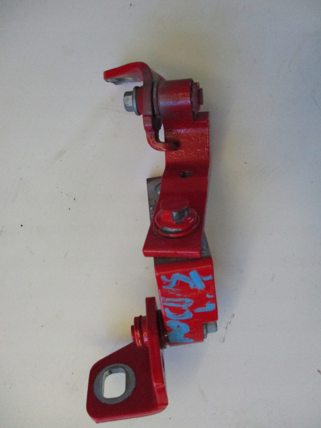 FOCUS MK3 III SEDAN 2014R ZAWIASY DRZWI LEWY TYŁ