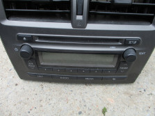 SUBARU TREZIA TOYOTA VERSO S RADIO