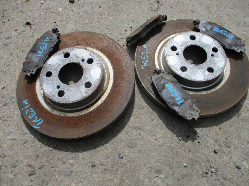 SUBARU TREZIA TOYOTA VERSO S 1.33 TARCZE KLOCKI