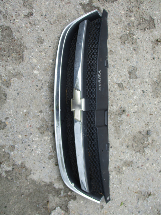 CHEVROLET NUBIRA GRILL ATRAPA