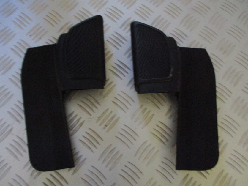 FOCUS MK3 SEDAN 14 R. GŁOSNIK LEWY PRZÓD