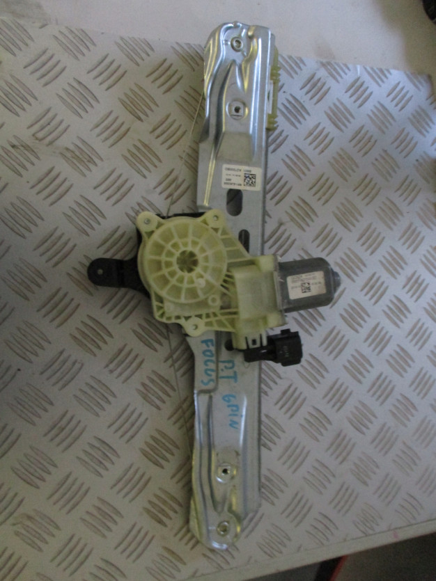 FOCUS MK3 SEDAN 14 R. MECHANIZM SZYBY PRAWY TYŁ