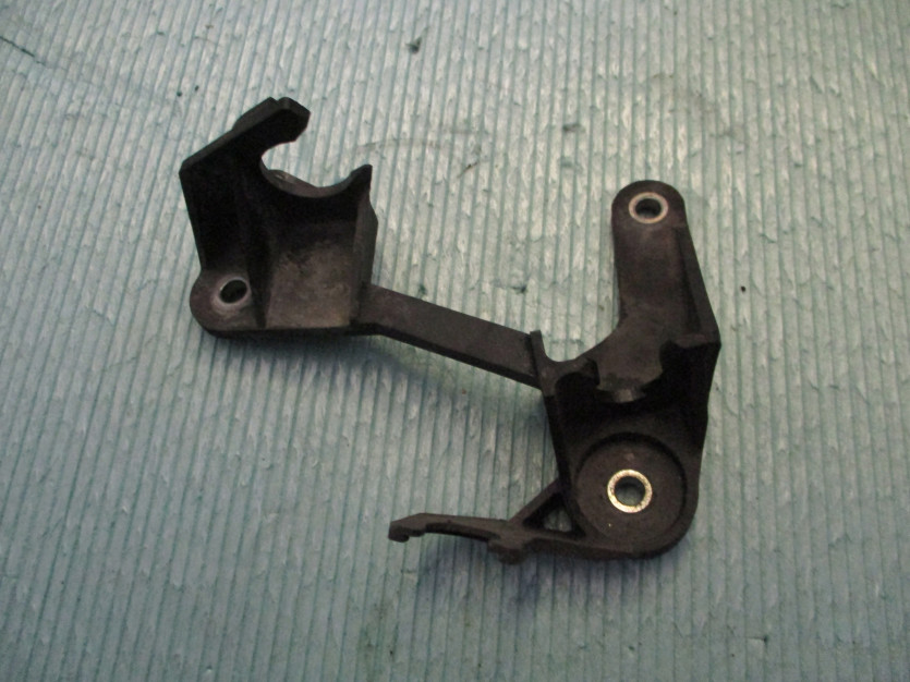 VOLVO V40 D2 2.0 D15 R. MOCOWANI LINEK 31325391