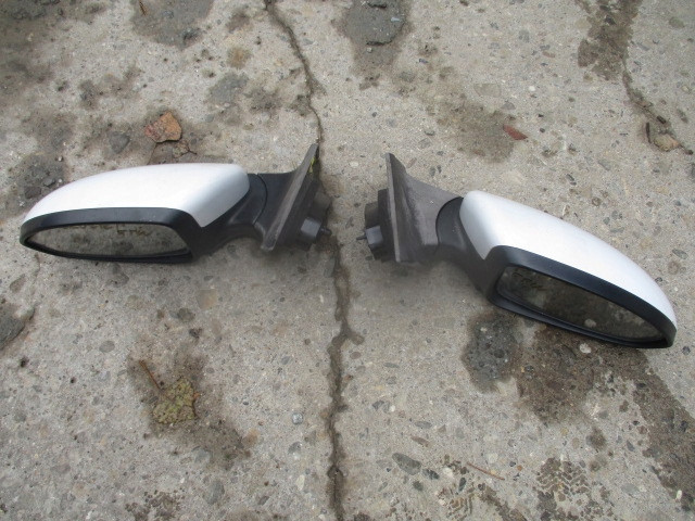 CHEVROLET CRUZE SEDAN LUSTERKO PRAWE 5PIN