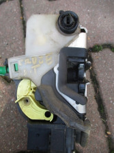 CHEVROLET CRUZE ZAMEK LEWY TYŁ 13503807 GA