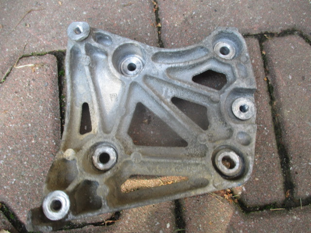 CHEVROLET CRUZE 2.0 VCDI PODSTAWA ŁAPA