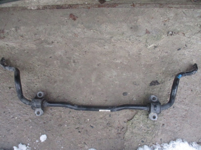 VOLVO V40 D2 15 R. DRĄŻEK STABILIZATORA