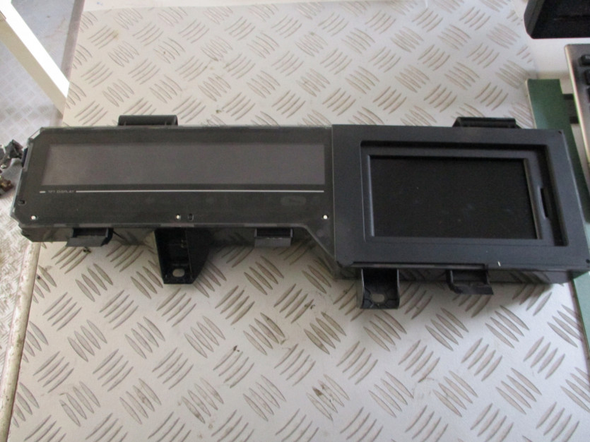 SCENIC III LIFT LICZNIK EKRAN 248106538R KARTA SD