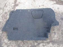 VOLVO V40 D2 2.0 D. TAPICERKA PRAWA BAGAZNIKA