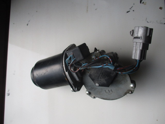 SUZUKI SWIFT MK6 SILNICZEK WYCIERACZEK 5PIN EUROPA