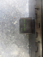 TIGUAN LIFT PRZEŁĄCZNIK SZYB