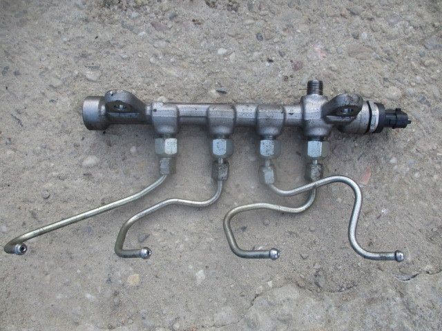 LANCIA DELTA III 1.6 MJET LISTWA WTRYSKOWA