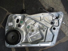 TIGUAN LIFT mechanizm szyby prawy przód 5N1837730F