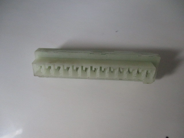 B KLASA W246 A0009820212 rozdzielacz prądu masa