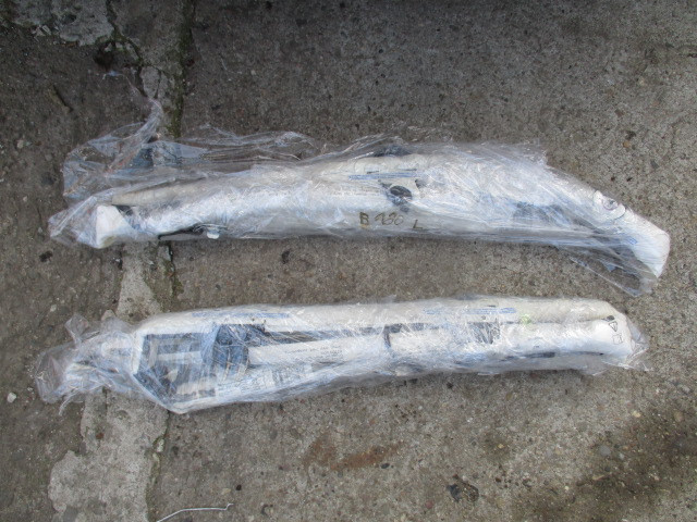 B-KLASA W246 B180 12R KURTYNA PRAWA