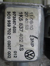 VW JETTA SILNICZEK SZYBY PRAWY PRZOD 1K5837402AS