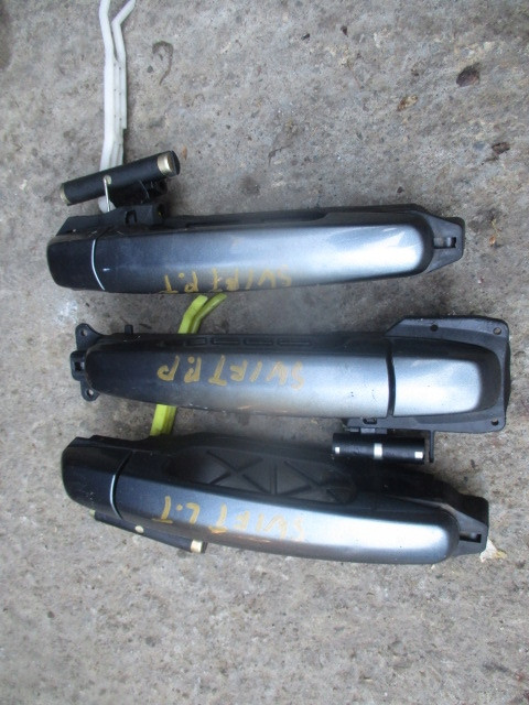 SUZUKI SWIFT MK6 ZY4 KLAMKA LPRAWY TYŁ